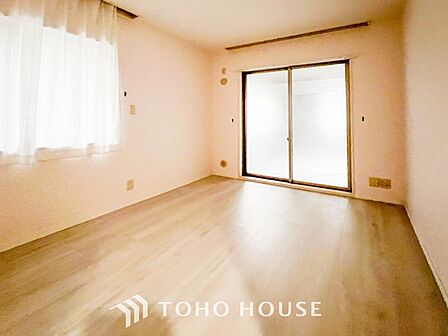 1日の疲れを癒し、心地よく寛げるようゆったりとした広さを確保しています。