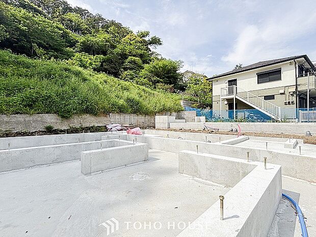 忙しく過ぎゆく日常を置き去るほど、ゆったりした時間が流れる住環境。
