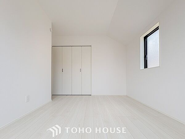 環境の良い場所にセンス良く暮らしたい、こだわりの室内には至福のシーンが繰り広げられます。