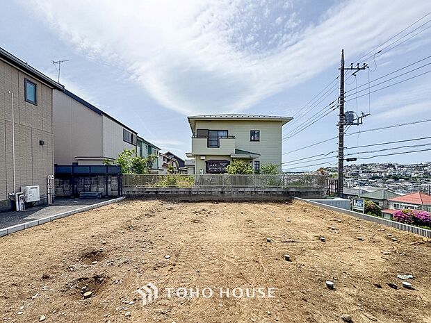 閑静な住宅地で小さなお子様がいるご家族にも安心な住環境が魅力です。
