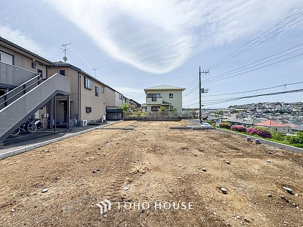 閑静な住宅地で小さなお子様がいるご家族にも安心な住環境が魅力です。