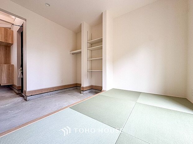 和室「家族団らん」 「来客時の客間」 等々多目的なスペースとして活用出来る便利な空間です。