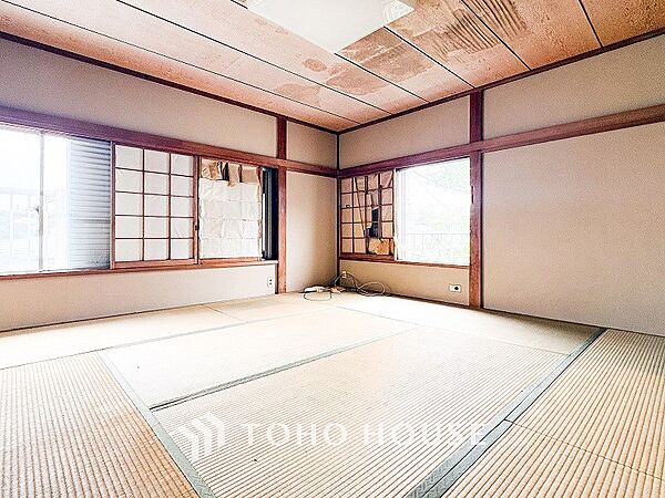 1日の疲れを癒し、心地よく寛げるようゆったりとした広さを確保しています。