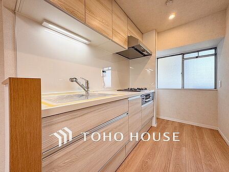 家族の健康を支えるキッチン。毎日使う場所だから気持よく使えて、居心地の良い空間に。