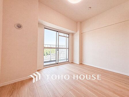 1日の疲れを癒し、心地よく寛げるようゆったりとした広さを確保しています。