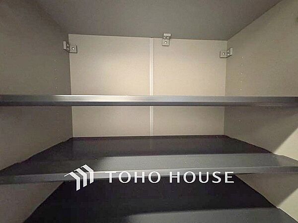 シューズボックス完備でたくさんの靴をしっかり収納。