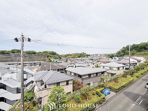 開放的で気持ちの良い眺望と青い空を満喫できます。