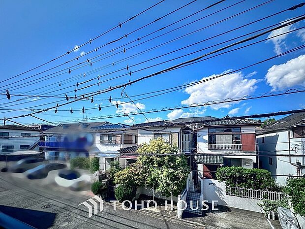 開放的で気持ちの良い眺望と青い空を満喫できます。