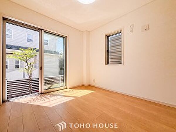 環境の良い場所にセンス良く暮らしたい、こだわりの室内には至福のシーンが繰り広げられます。