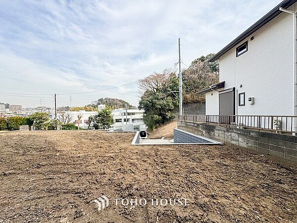 忙しく過ぎゆく日常を置き去るほど、ゆったりした時間が流れる住環境。