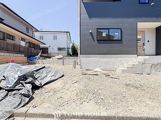 カースペースもゆとりある空間を保っています。