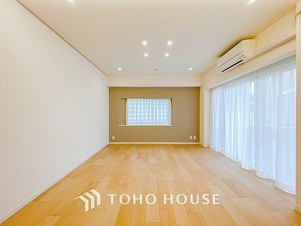 ご家族やお客様との時間など、多くの時を刻む空間。何気なく過ぎる時でさえも上質なひと時に。