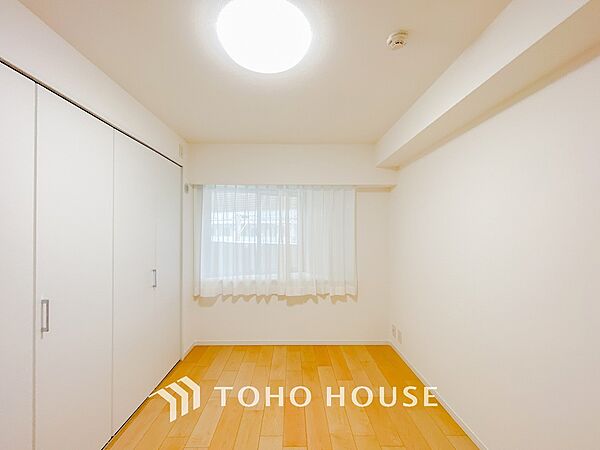 1日の疲れを癒し、心地よく寛げるようゆったりとした広さを確保しています。