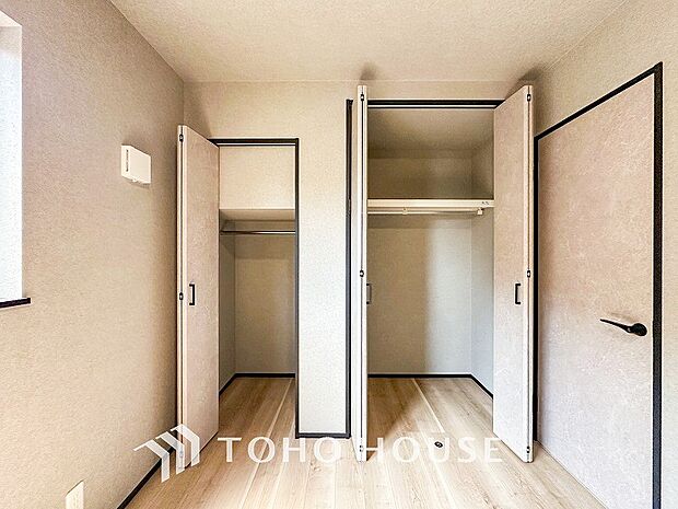 空間を余すところなく有効利用した収納は生活空間をより上質なものにしてくれるでしょう。