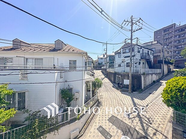 開放的で気持ちの良い眺望と青い空を満喫できます。
