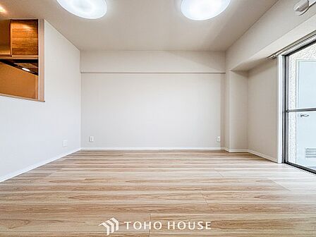 ここにはみんなが集い、食事と楽しい会話が始まるスペース。