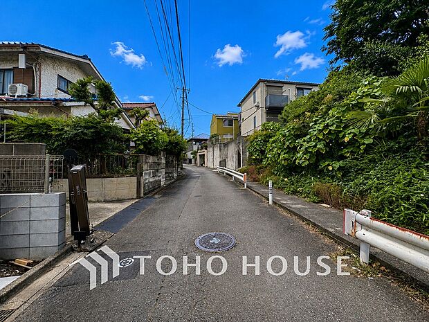 落ち着きのある閑静な住宅街。きっとここからご家族のかけがえのない想い出が作られることでしょう。
