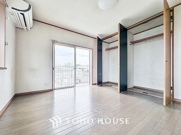 洋室を拡大表示