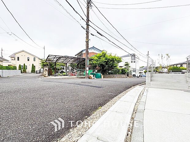 落ち着きのある閑静な住宅街。きっとここからご家族のかけがえのない想い出が作られることでしょう。