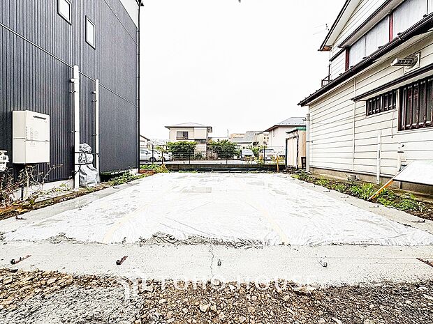 閑静な住宅地で小さなお子様がいるご家族にも安心な住環境が魅力です。