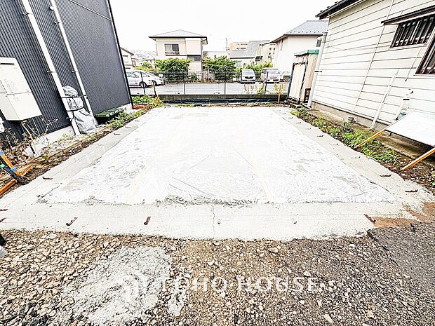 閑静な住宅街の一角、ひと時のくつろぎが生まれ、ゆっくりと愛着が育まれていきます。