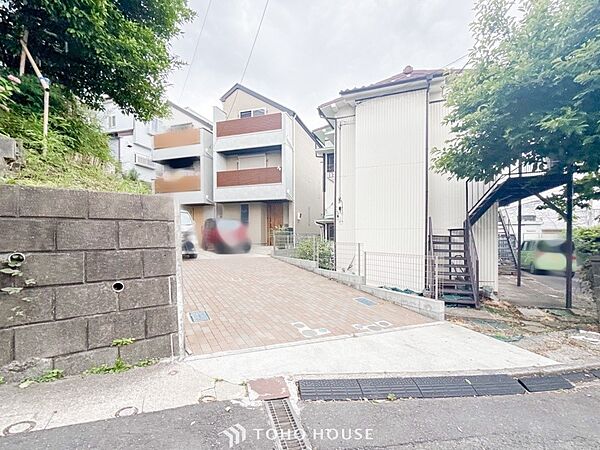陽光に愛され、環境に恵まれた邸宅は、月日が経っても「オンリーワン」に輝き続けるでしょう。