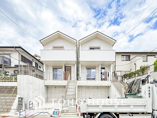 忙しく過ぎゆく日常を置き去るほど、ゆったりした時間が流れる住環境。