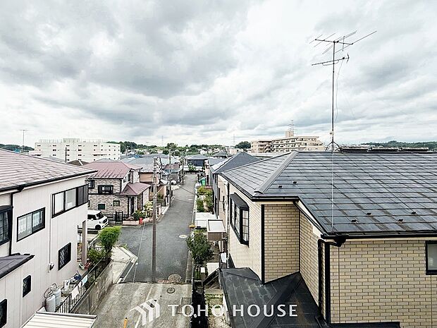 開放的で気持ちの良い眺望と青い空を満喫できます。