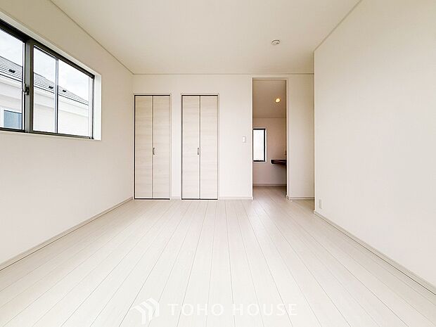 環境の良い場所にセンス良く暮らしたい、こだわりの室内には至福のシーンが繰り広げられます。