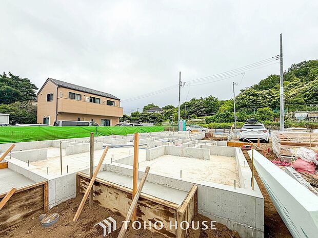 四季折々の自然を満喫できる寛ぎの日々が始まります。