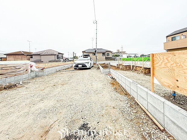 閑静な住宅街の陽当りに恵まれた土地で寛ぎに満ちた生活を。