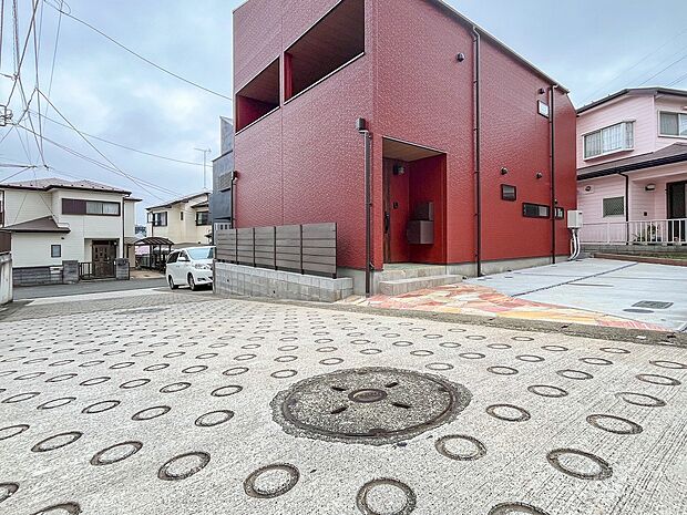 落ち着きのある閑静な住宅街。きっとここからご家族のかけがえのない想い出が作られることでしょう。