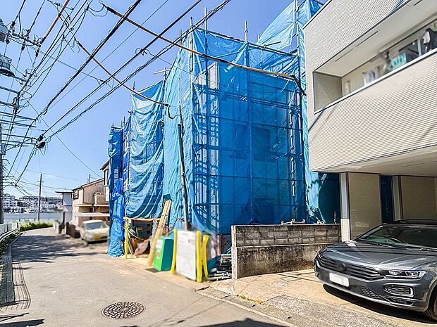 時間のゆとりと空間、爽やかな陽光がもたらす光と風を贅沢なまでに感じる暮らしが始まります。