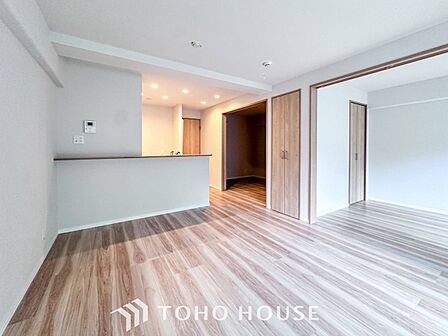 空気感という居心地の良いBGMは、暮らしのステージを彩り、心のやすらぎと満足感を与えてくれます。