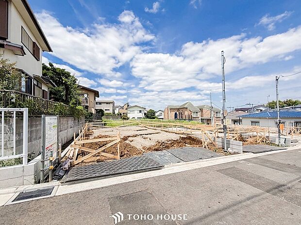 現地土地写真『快適』は「家」と「街」と「環境」が調和した時に訪れるだと改めて感じさせてくれます。
