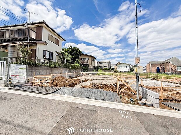 閑静な住宅地で小さなお子様がいるご家族にも安心な住環境が魅力です。