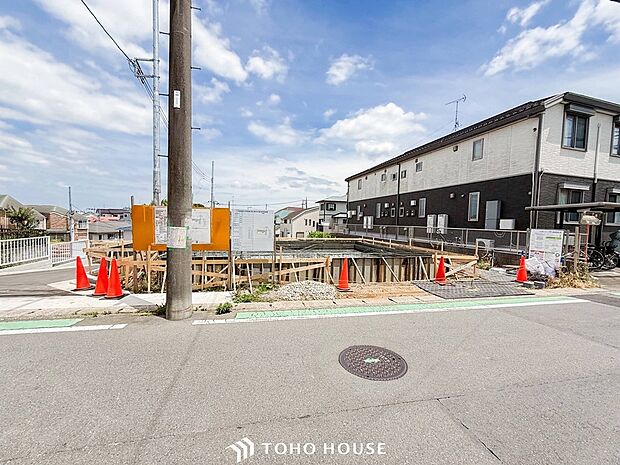 閑静な住宅街の陽当りに恵まれた土地で寛ぎに満ちた生活を。