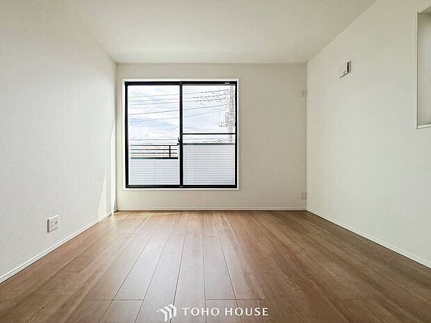 環境の良い場所にセンス良く暮らしたい、こだわりの室内には至福のシーンが繰り広げられます。