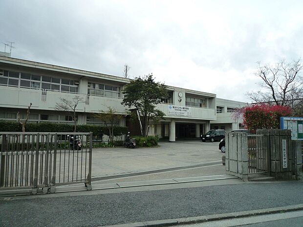 横浜市立市ヶ尾中学校