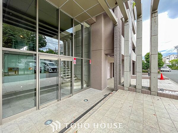 玄関を拡大表示