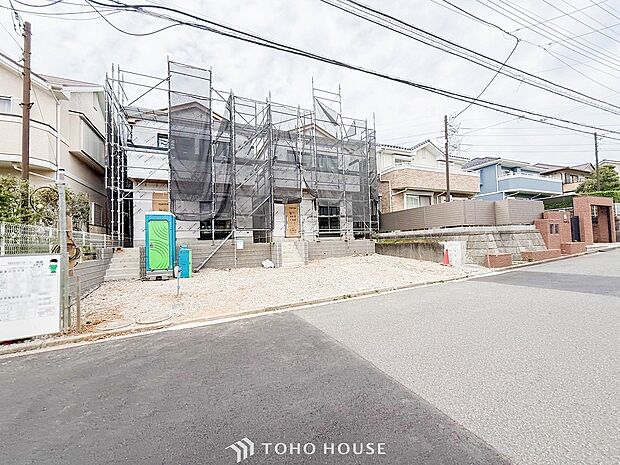 閑静な住宅地で小さなお子様がいるご家族にも安心な住環境が魅力です。