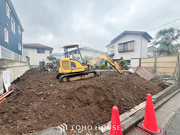 表現された空間は豊かな光と風を纏い、暮らしの時間を豊かにしてくれます。