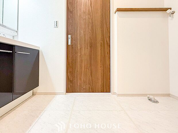 ご家族の1日が始まり、1日の終わりを締めくくる洗面空間。