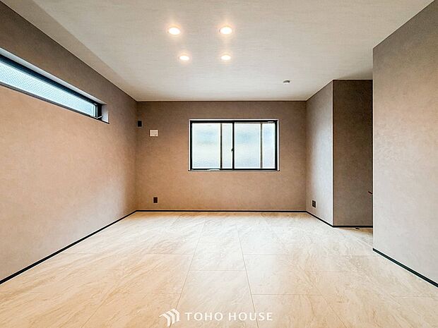 環境の良い場所にセンス良く暮らしたい、こだわりの室内には至福のシーンが繰り広げられます。