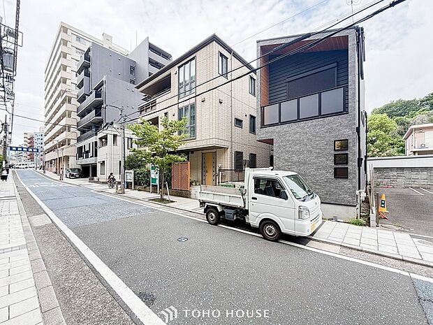 落ち着きのある閑静な住宅街。きっとここからご家族のかけがえのない想い出が作られることでしょう。