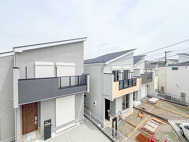 開放的で気持ちの良い眺望と青い空を満喫できます。