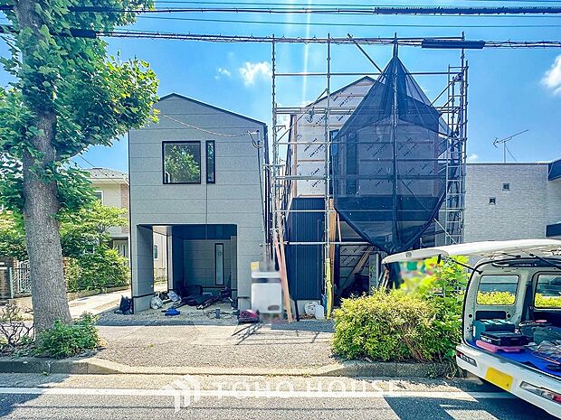 時間のゆとりと空間、爽やかな陽光がもたらす光と風を贅沢なまでに感じる暮らしが始まります。