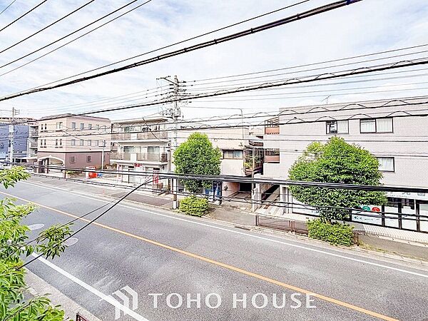 開放的で気持ちの良い眺望と青い空を満喫できます。