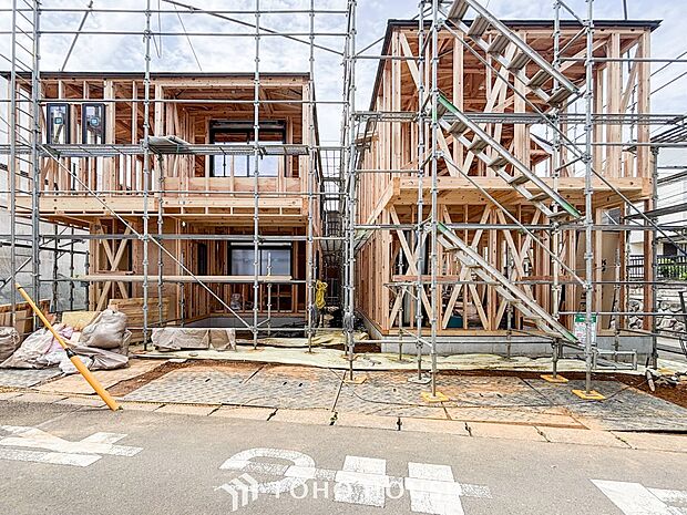 閑静な住宅街の陽当りに恵まれた土地で寛ぎに満ちた生活を。