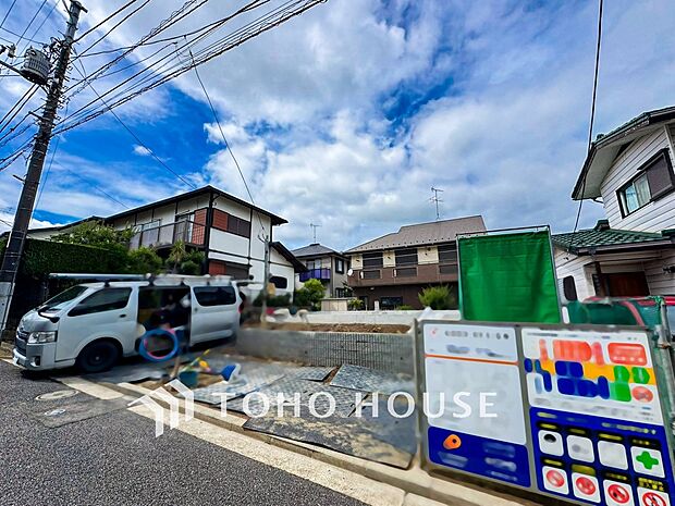 表現された空間は豊かな光と風を纏い、暮らしの時間を豊かにしてくれます。